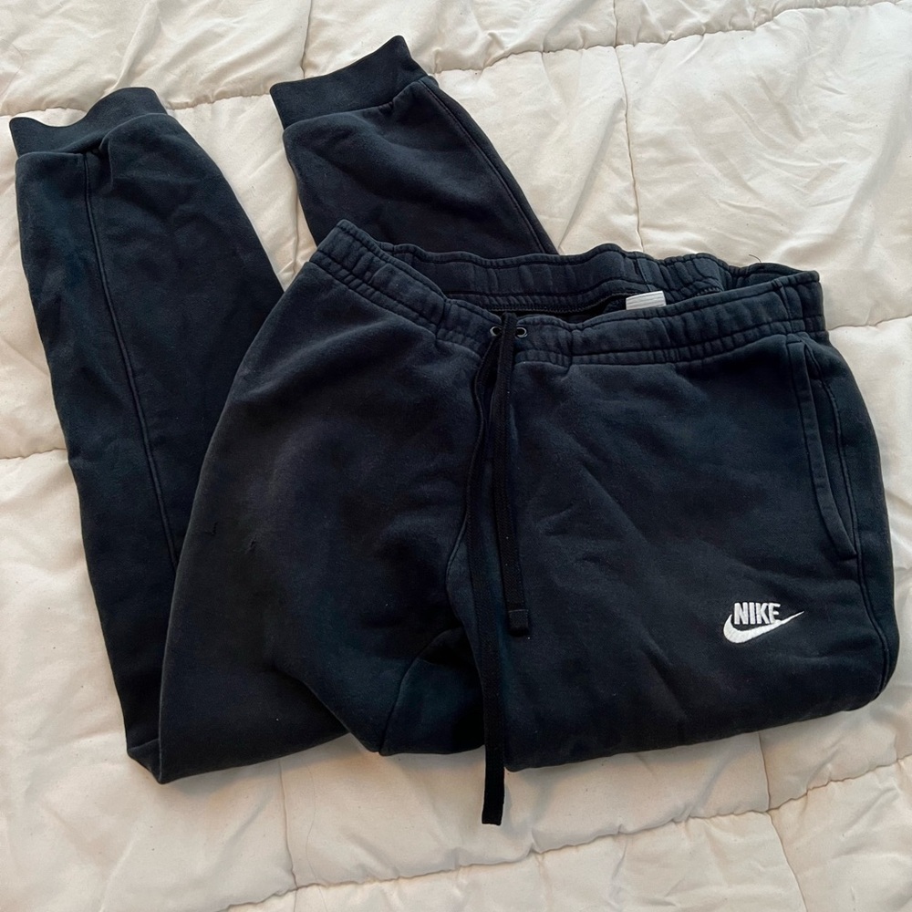 Black nike sweatpants